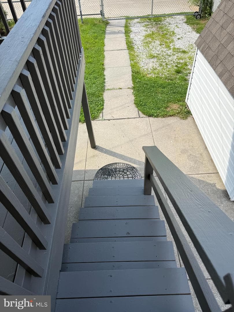 6810 Duluth photo 31