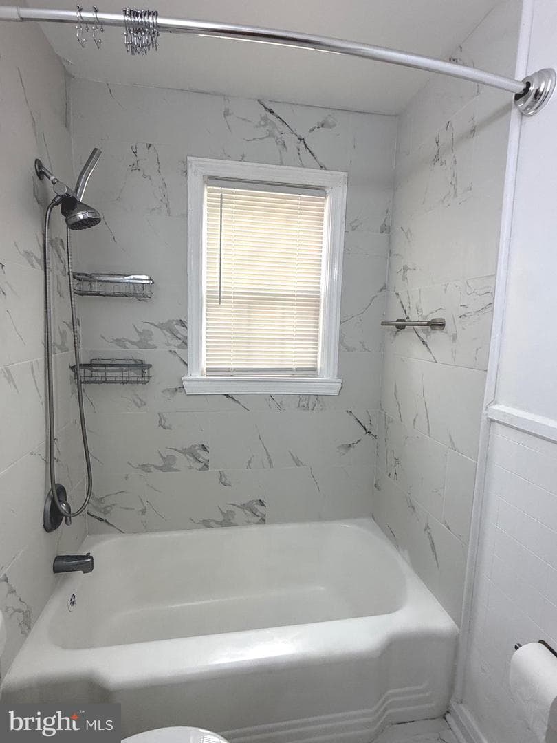 7915 Rolling View Avenue photo 31