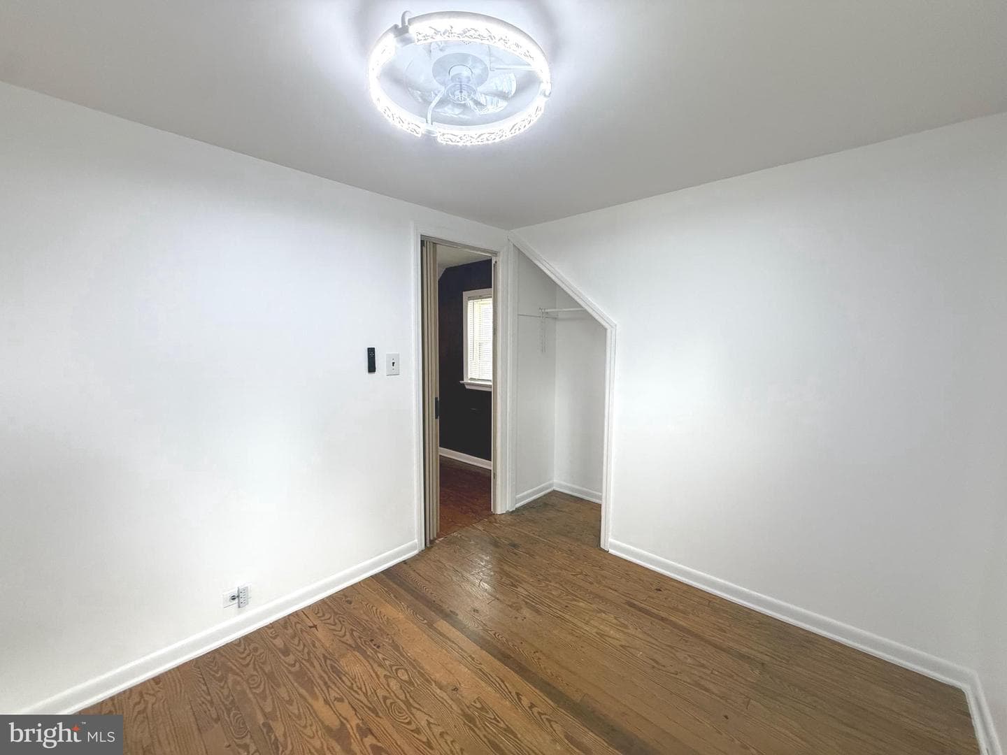 7915 Rolling View Avenue photo 42