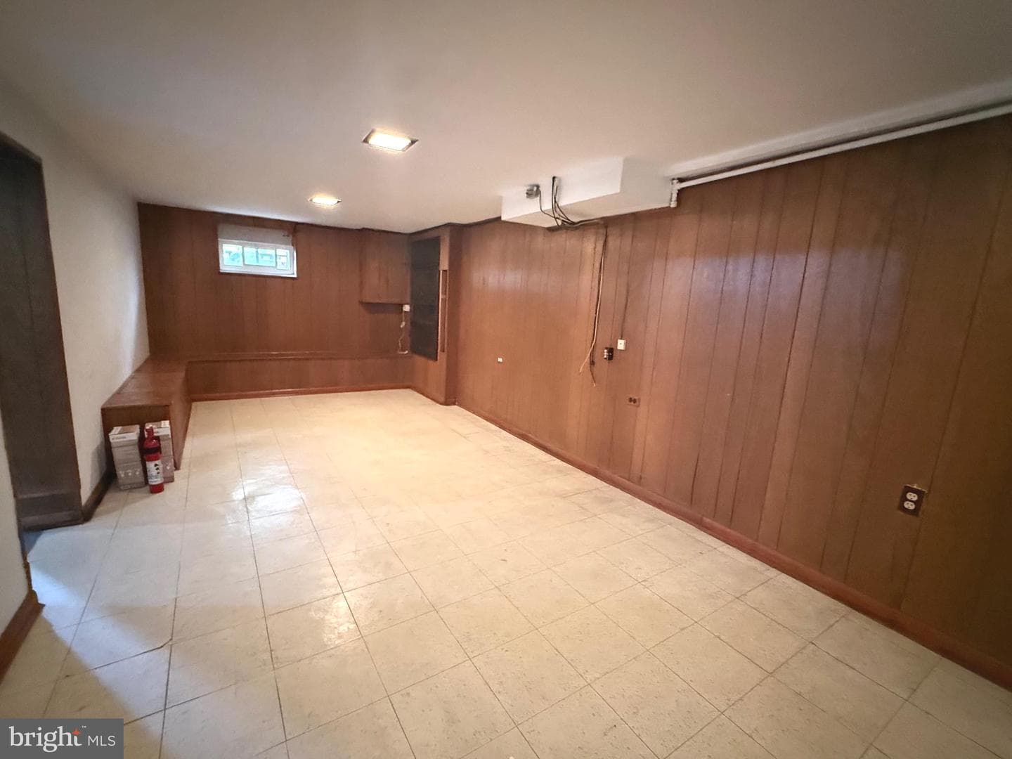 7915 Rolling View Avenue photo 55