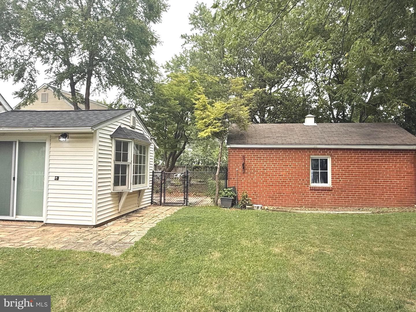 7915 Rolling View Avenue photo 66