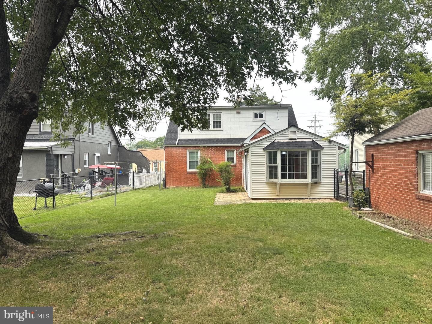 7915 Rolling View Avenue photo 71