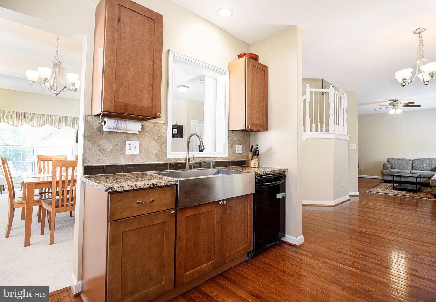 7809 Reston Lane photo 3