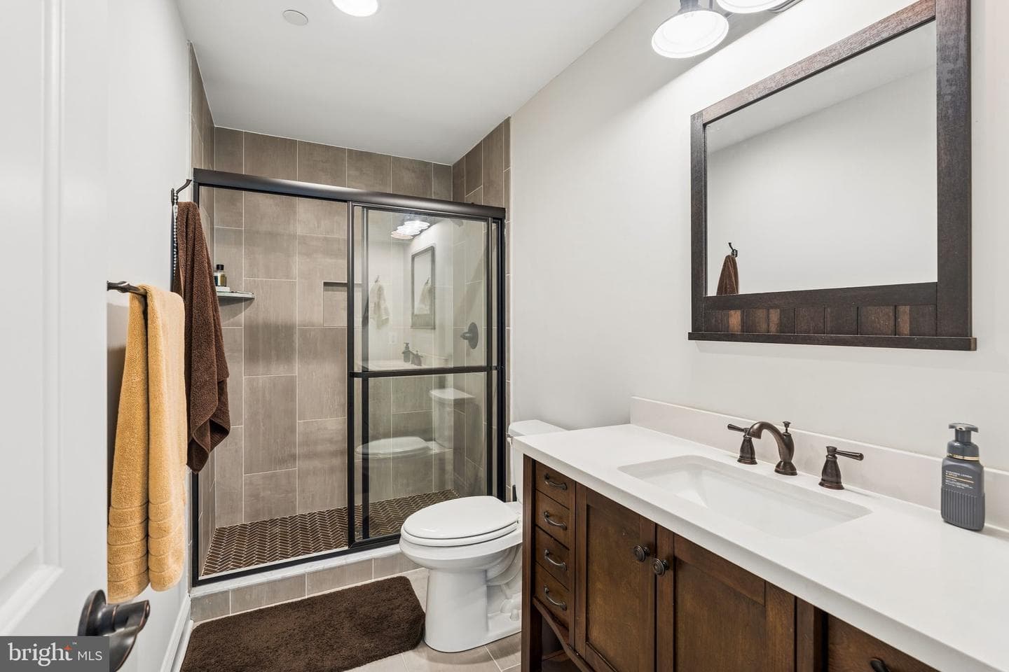 18207 Bunker Hill Road photo 56