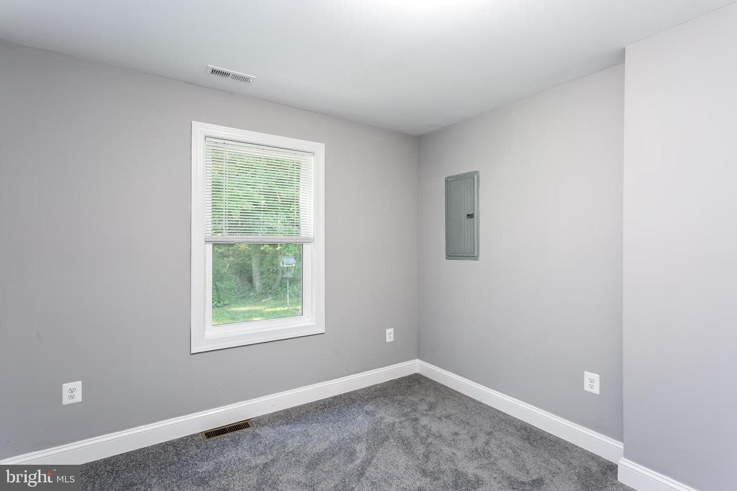 921 Homberg Avenue photo 20
