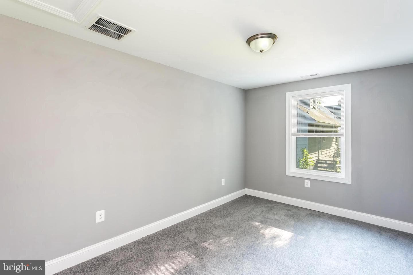921 Homberg Avenue photo 21