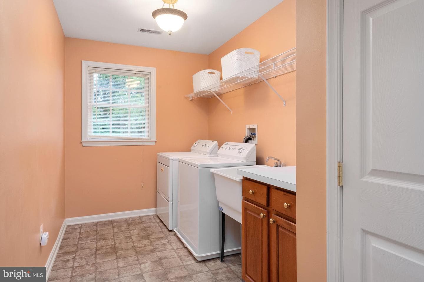3012 Edrich Way photo 34