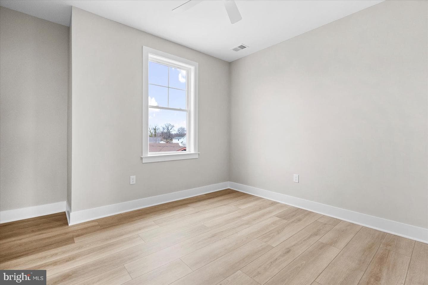 8823 Chesapeake Avenue photo 34
