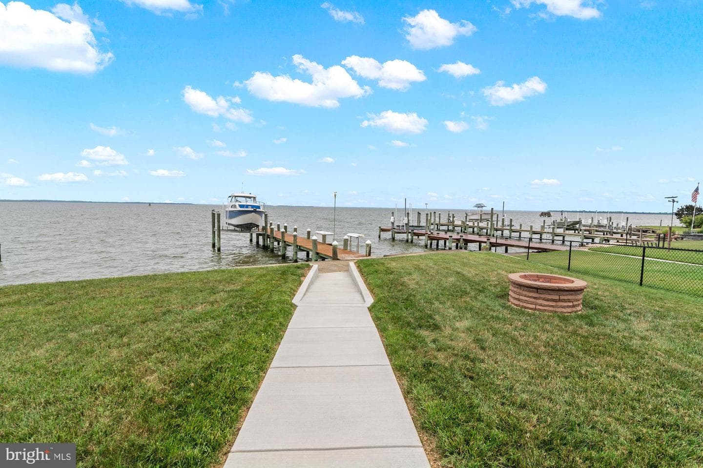 2724 Holly Beach Road photo 3