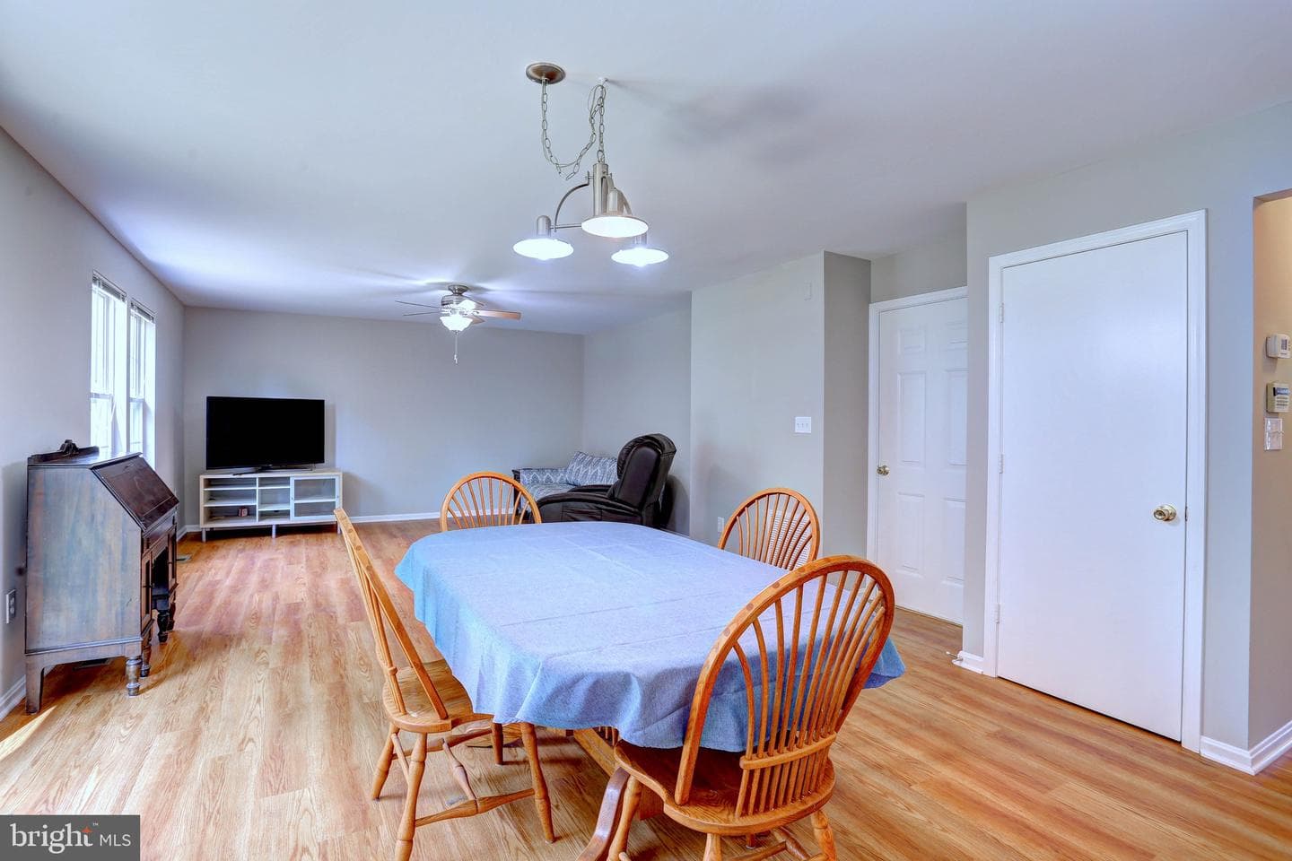 619 Cinnamon Tree Court photo 17