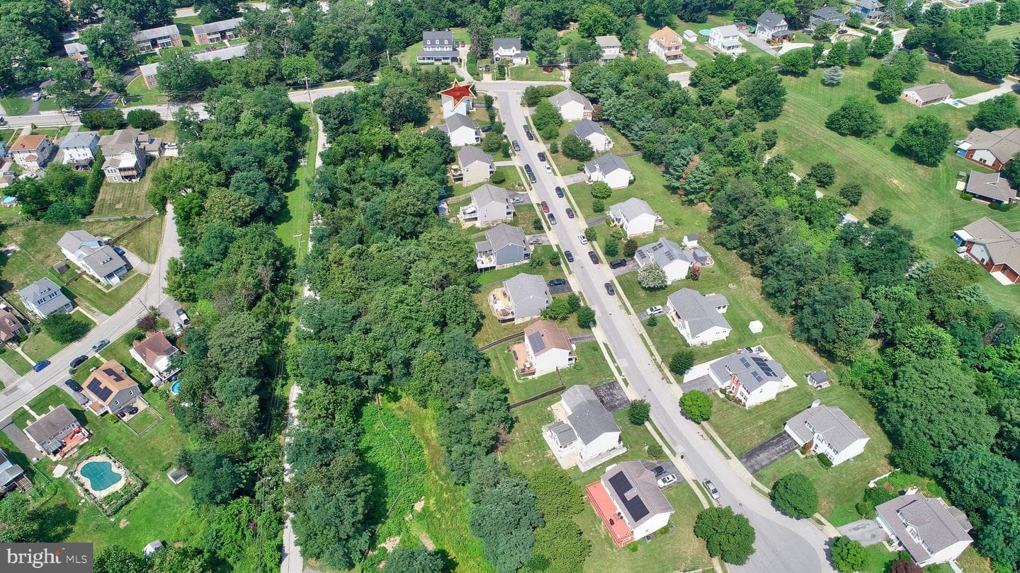 619 Cinnamon Tree Court photo 41