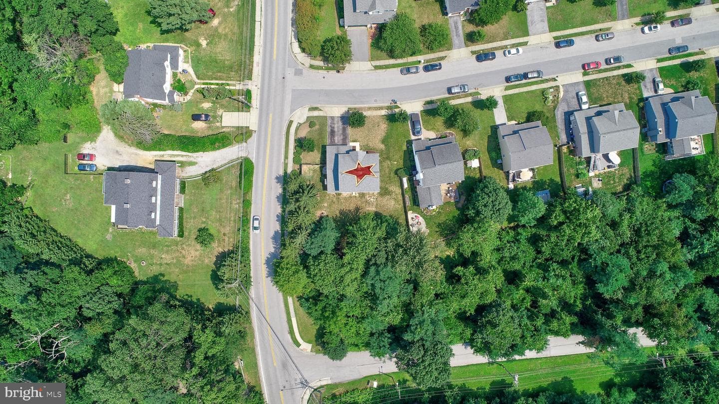 619 Cinnamon Tree Court photo 44