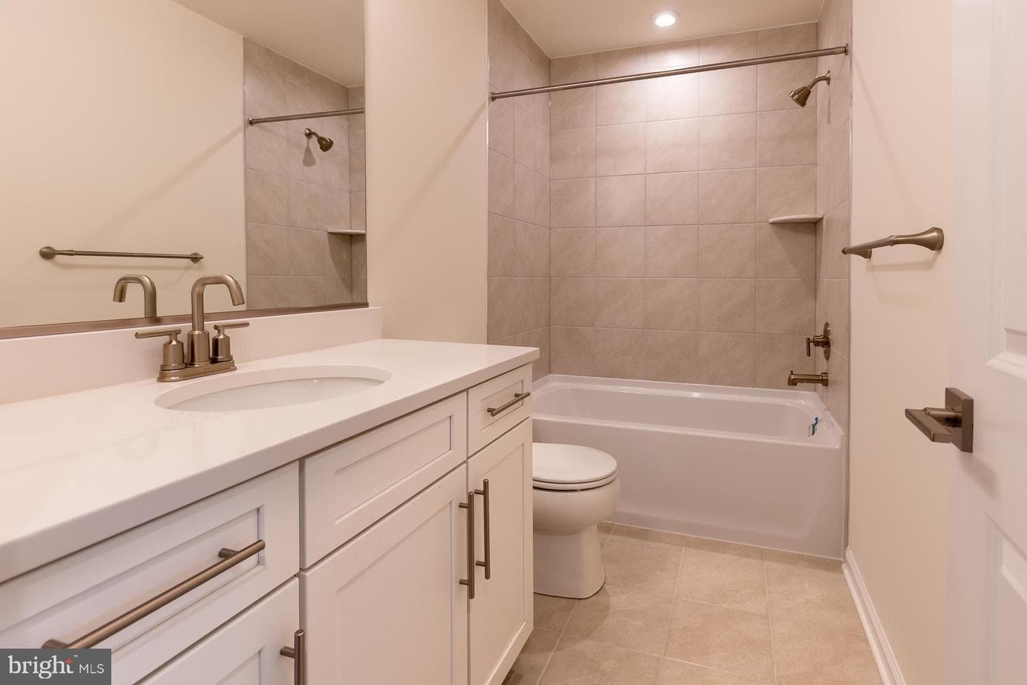 1823 Constellation Drive photo 13