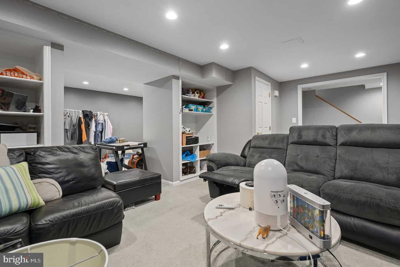 2725 Moores Valley photo 18