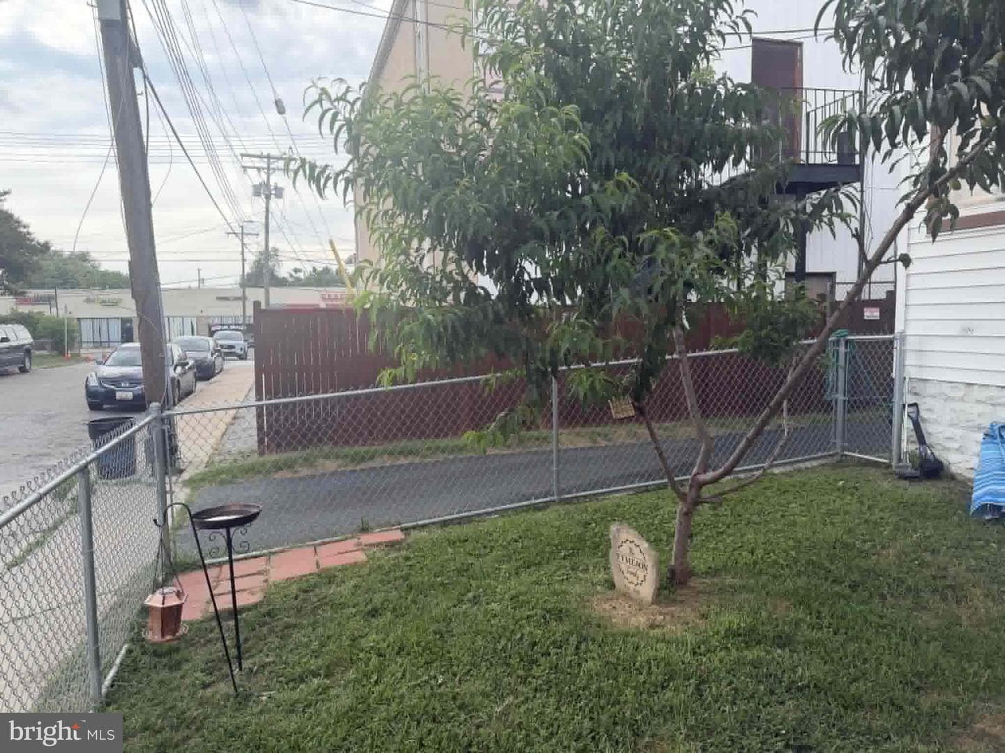 1 Goeller Avenue photo 27