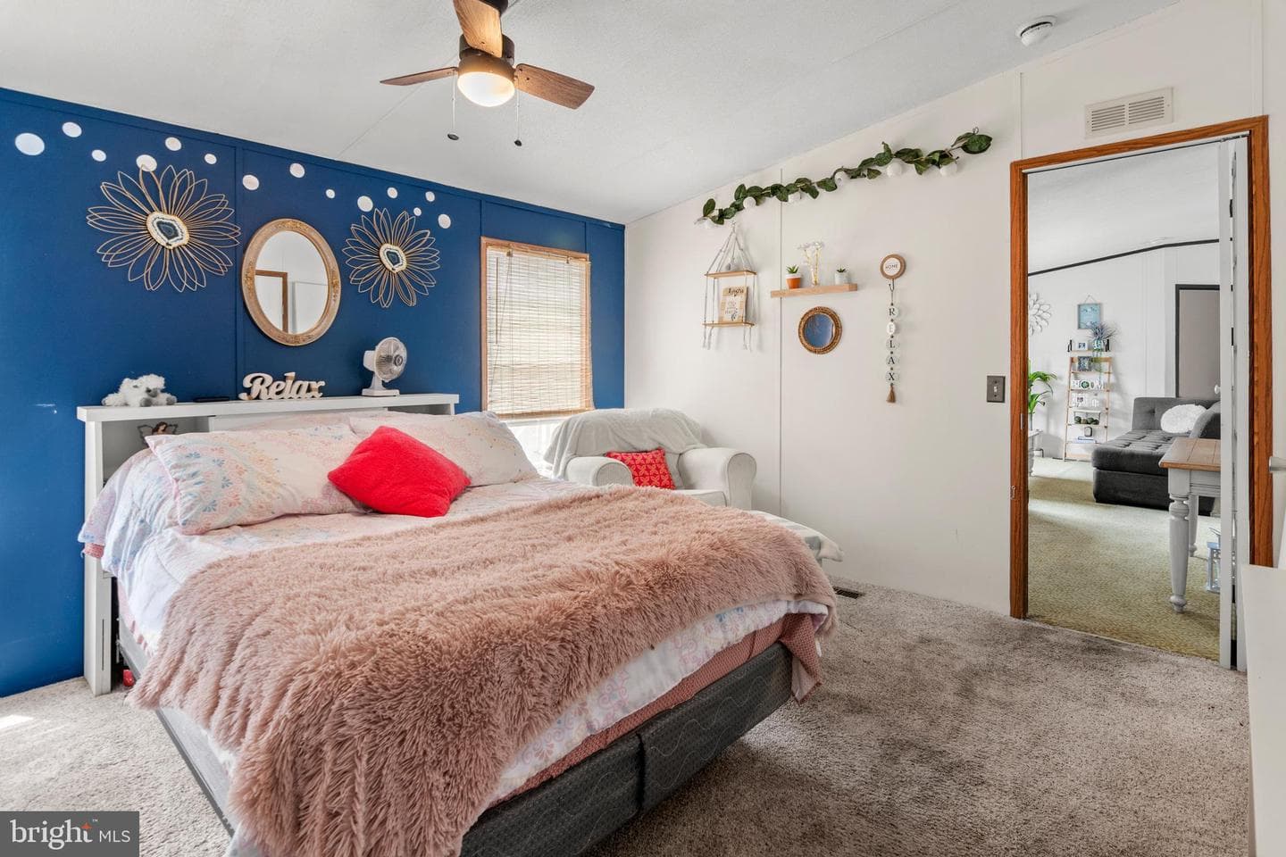 8 Elinor Lane photo 21