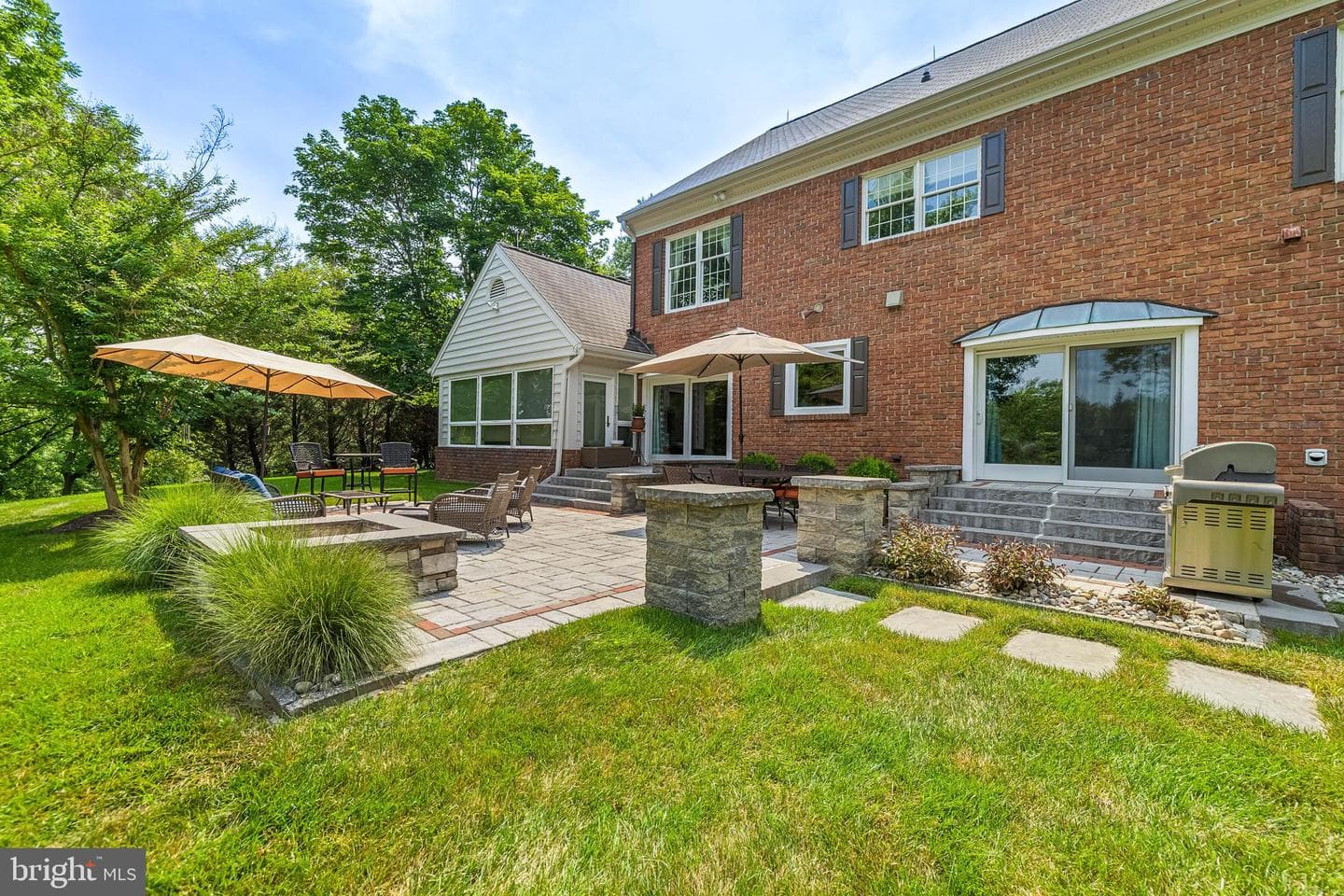 14205 Greencroft Lane photo 6