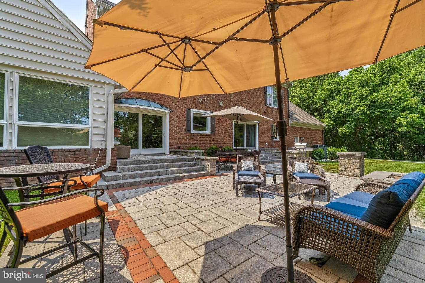 14205 Greencroft Lane photo 7