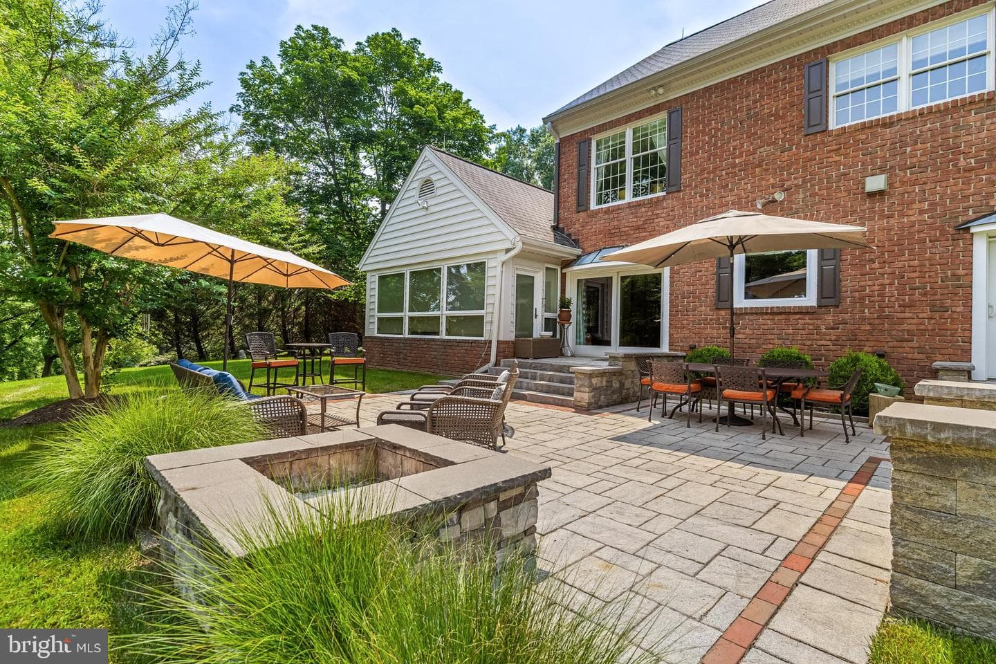 14205 Greencroft Lane photo 8
