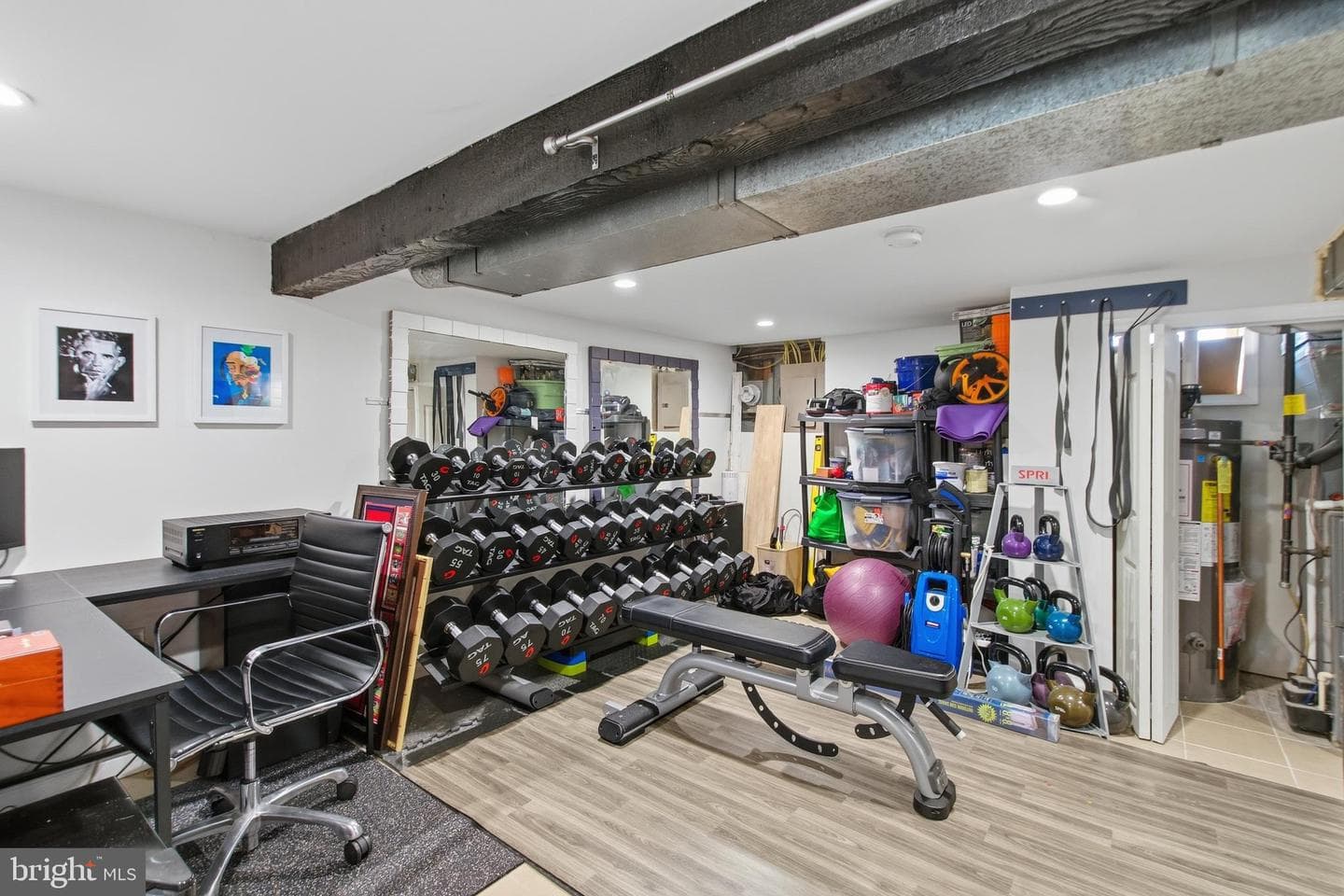 1742 Leslie Road photo 31