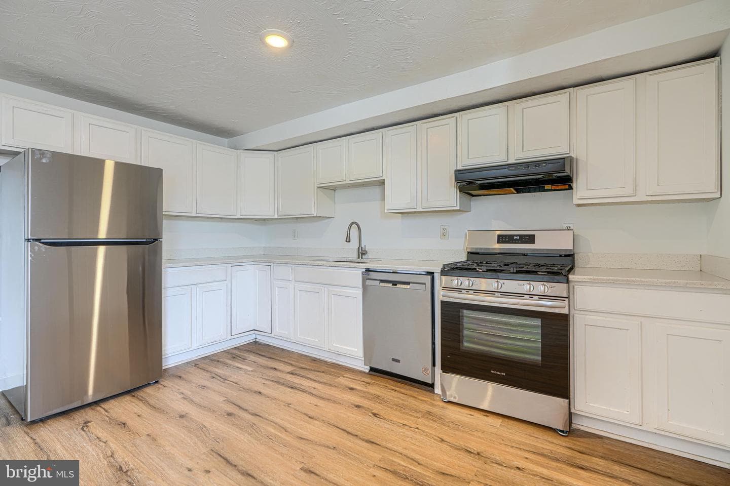 7827 Harold Road photo 13