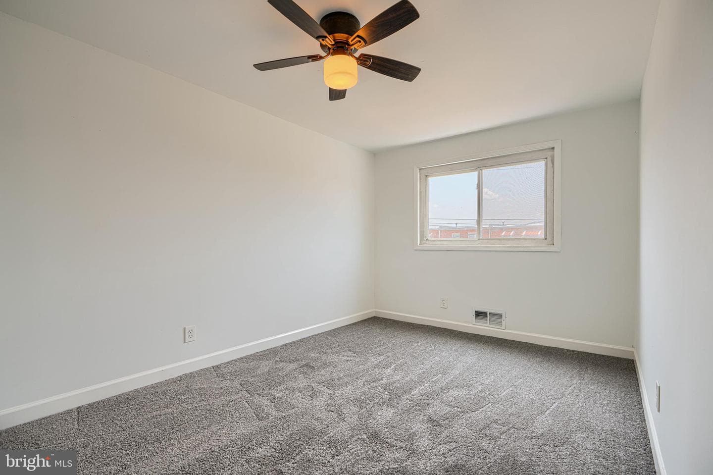 7827 Harold Road photo 19
