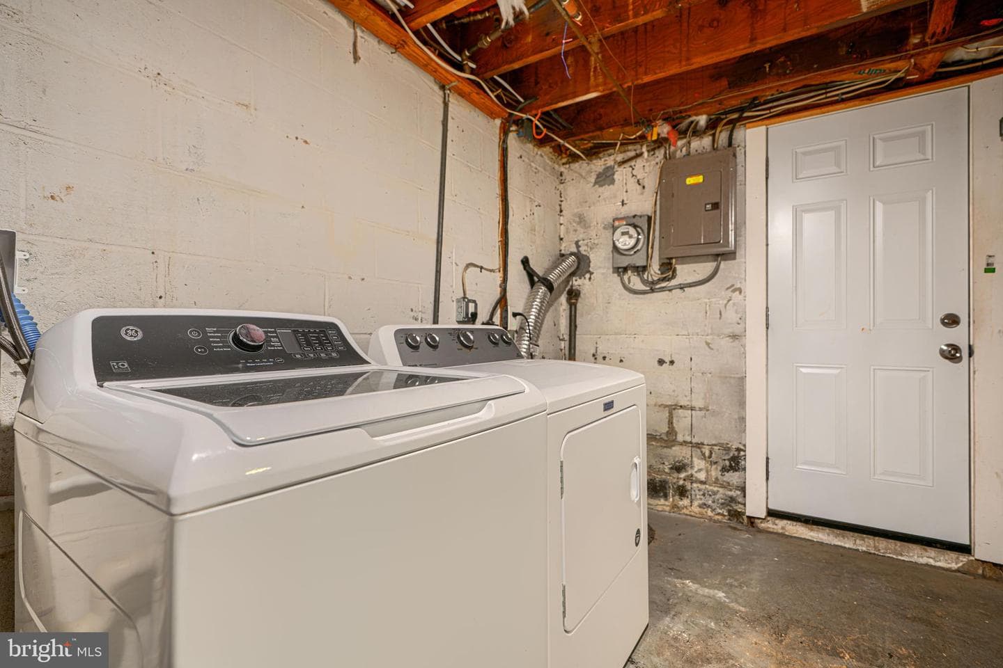 7827 Harold Road photo 39