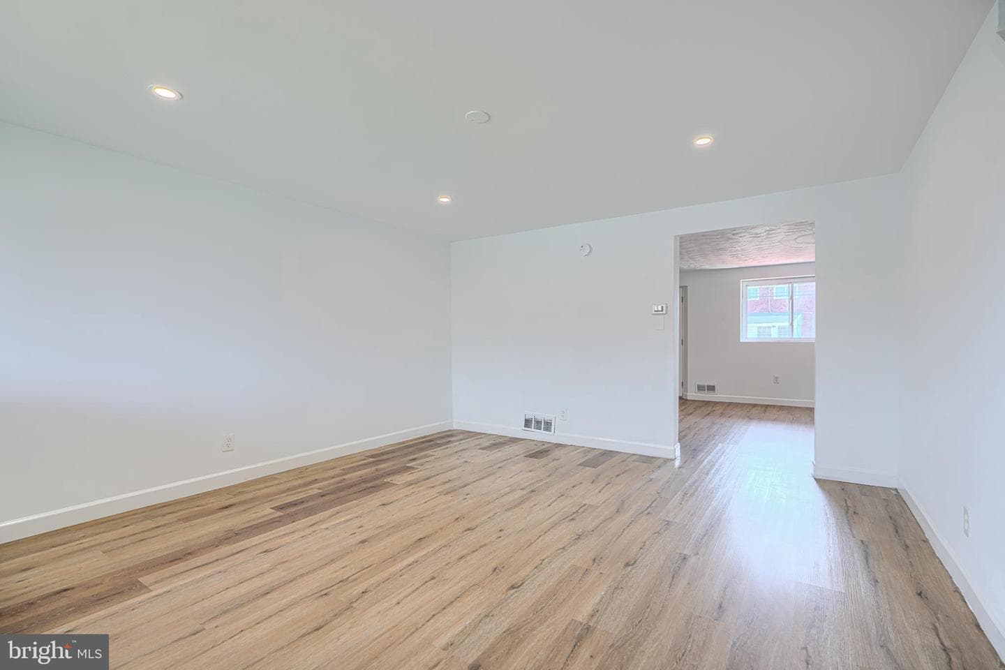 7827 Harold Road photo 8