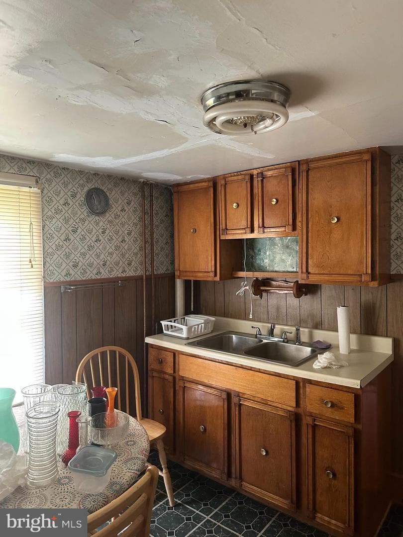 18604 York Road photo 13