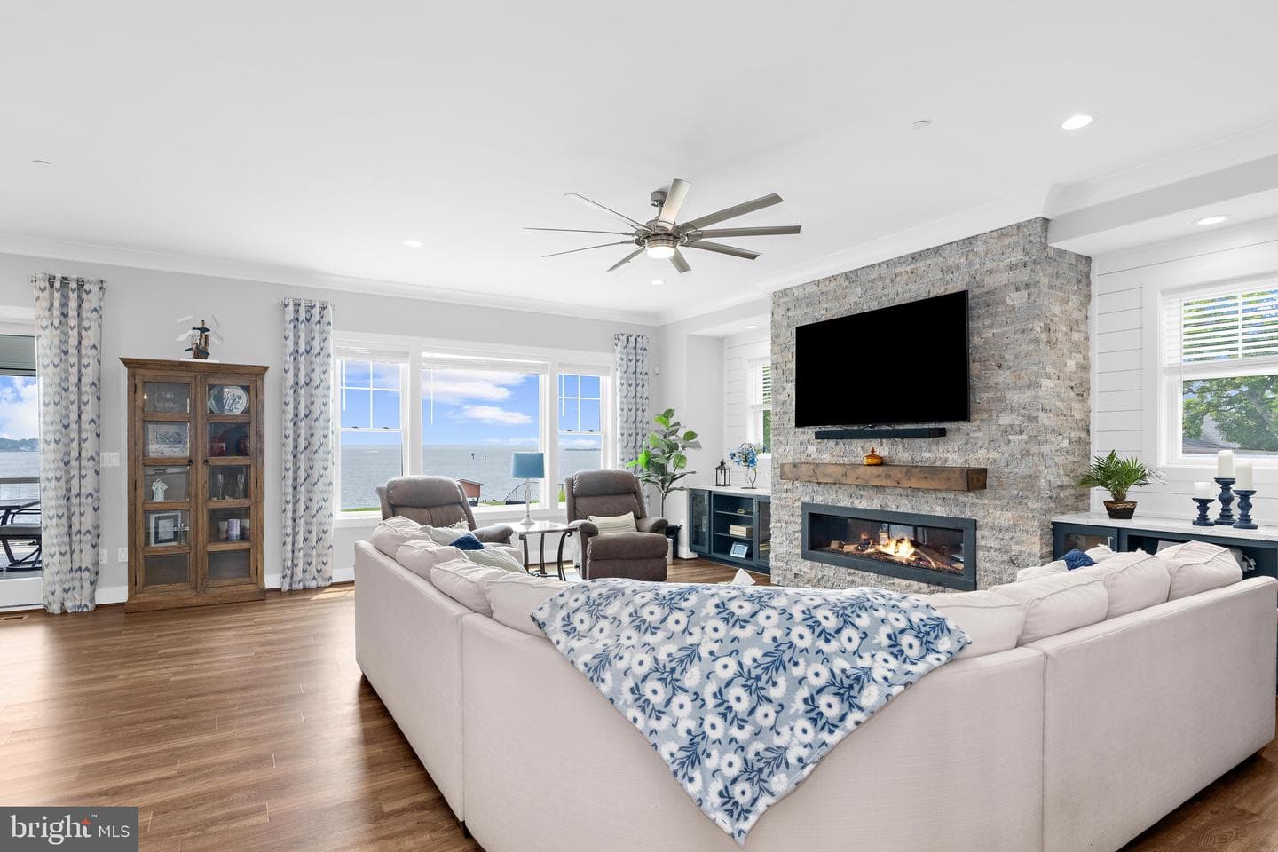 7429 Bay Front Road photo 15