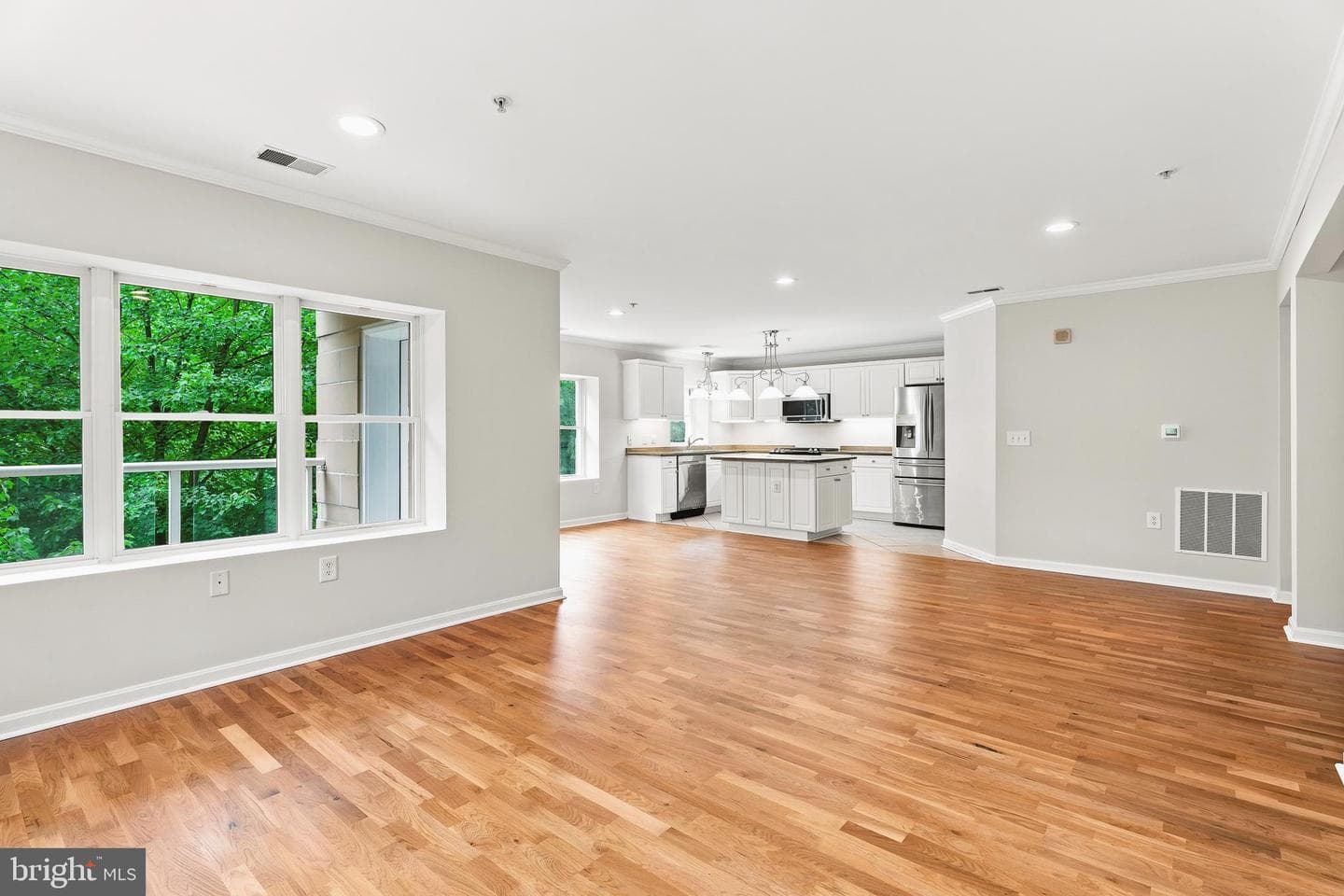 12240 Roundwood Road #203 photo 19