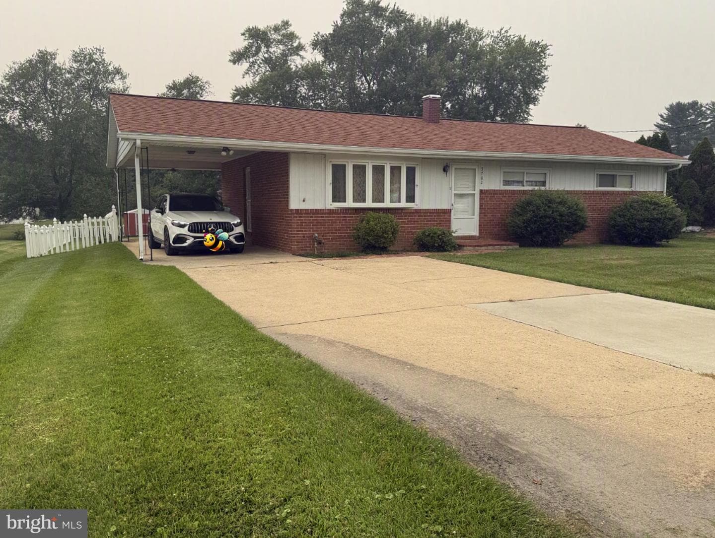 9702 Winkler Street photo 1