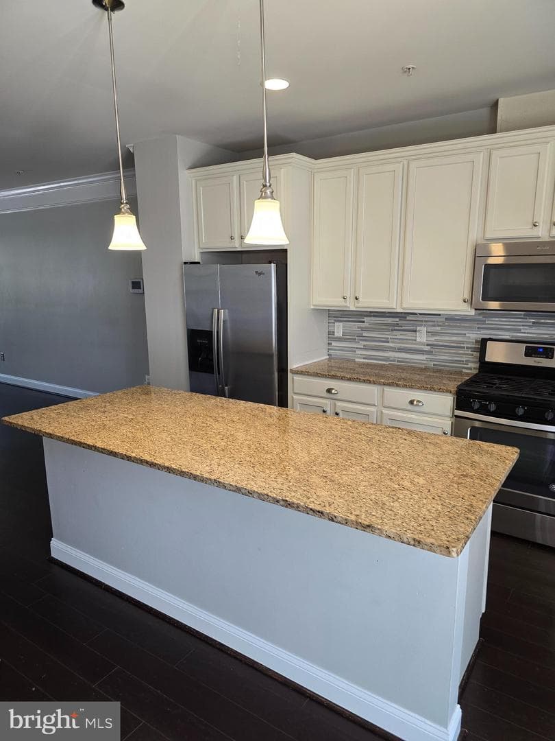 35 Meridian Lane photo 9