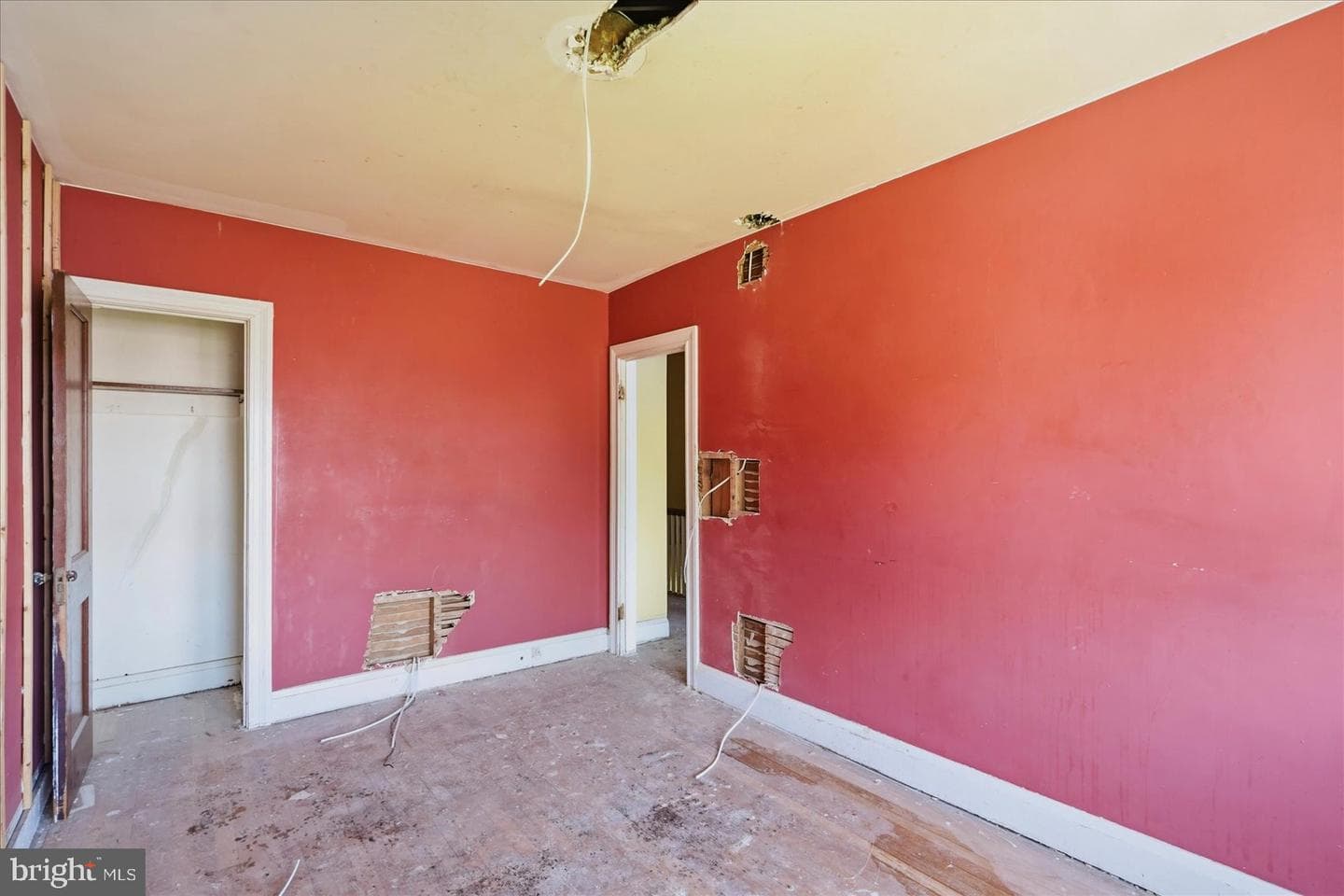 74 N Dundalk Avenue photo 11