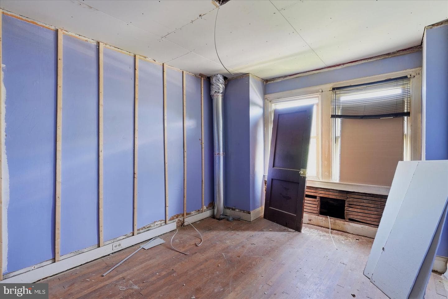 74 N Dundalk Avenue photo 13
