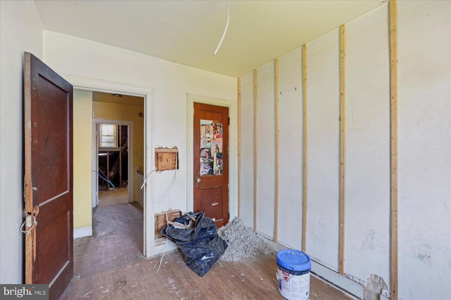 74 N Dundalk Avenue photo 16