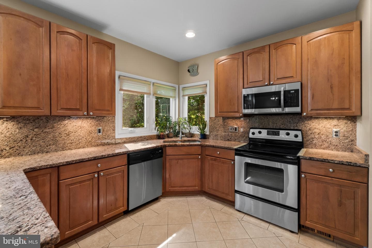 17 Stablemere Court photo 12