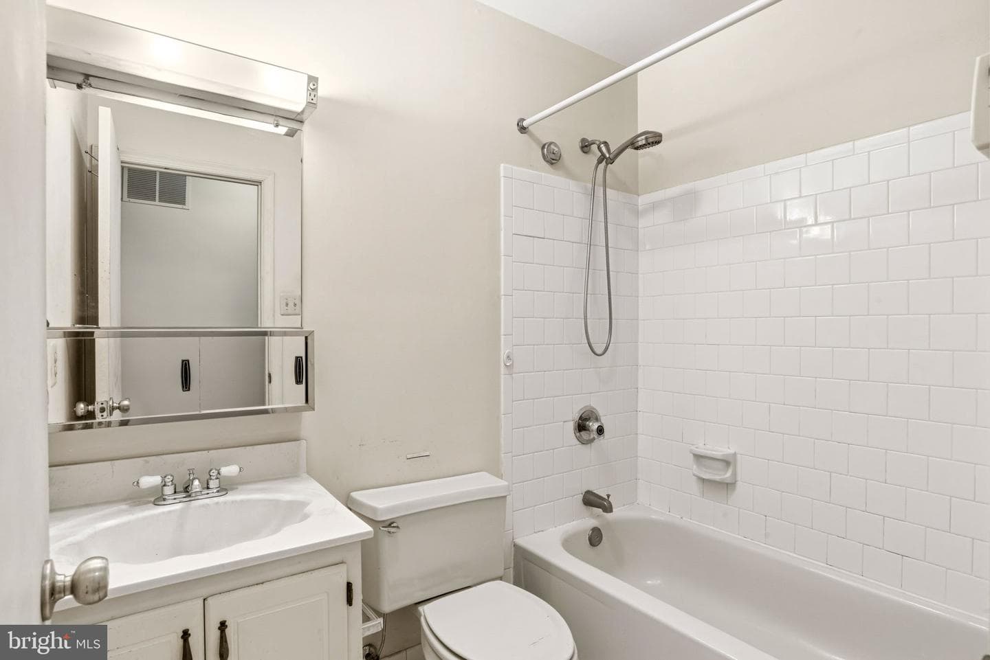 28 Valley Crossing Circle photo 21