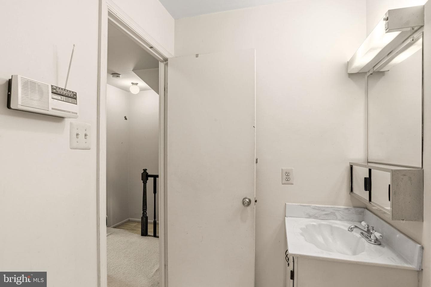 28 Valley Crossing Circle photo 22