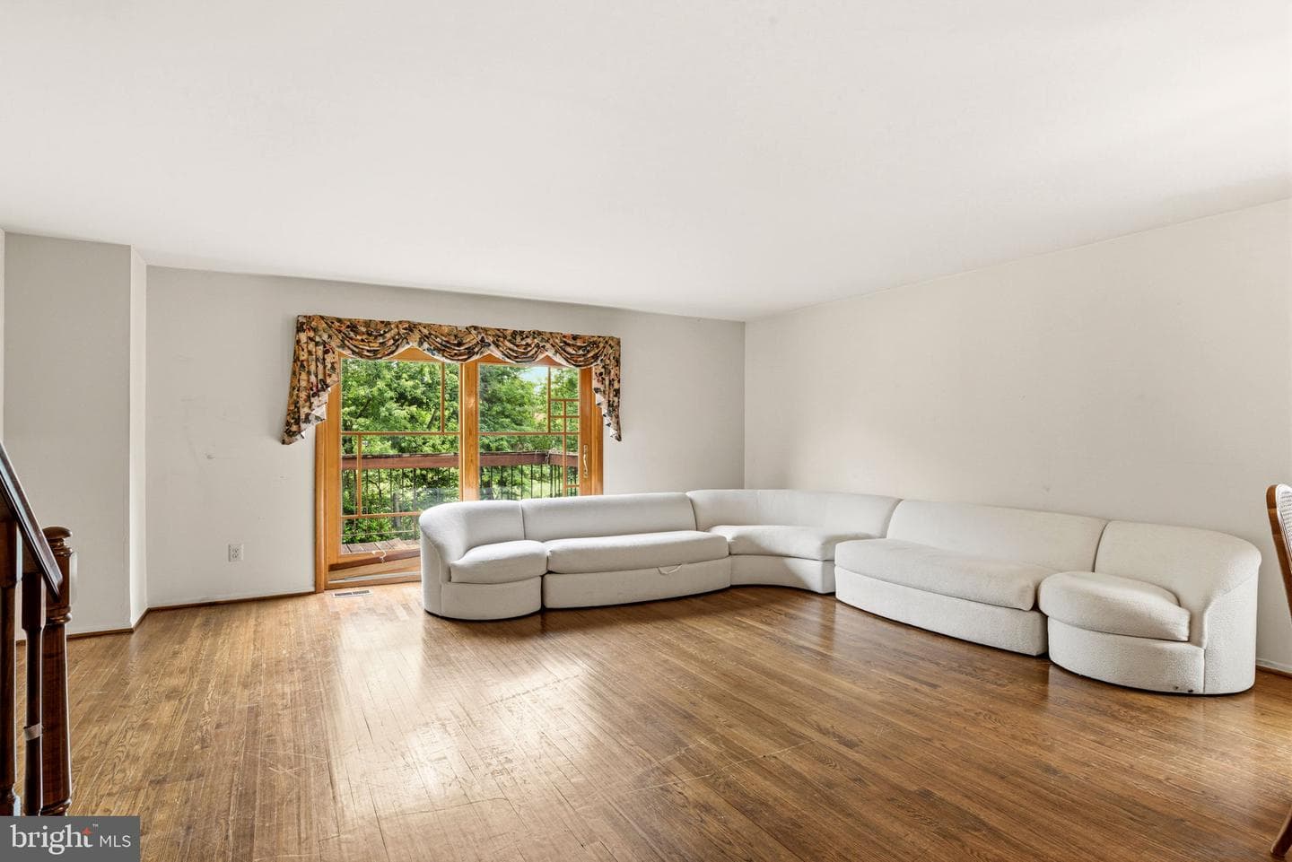 28 Valley Crossing Circle photo 7