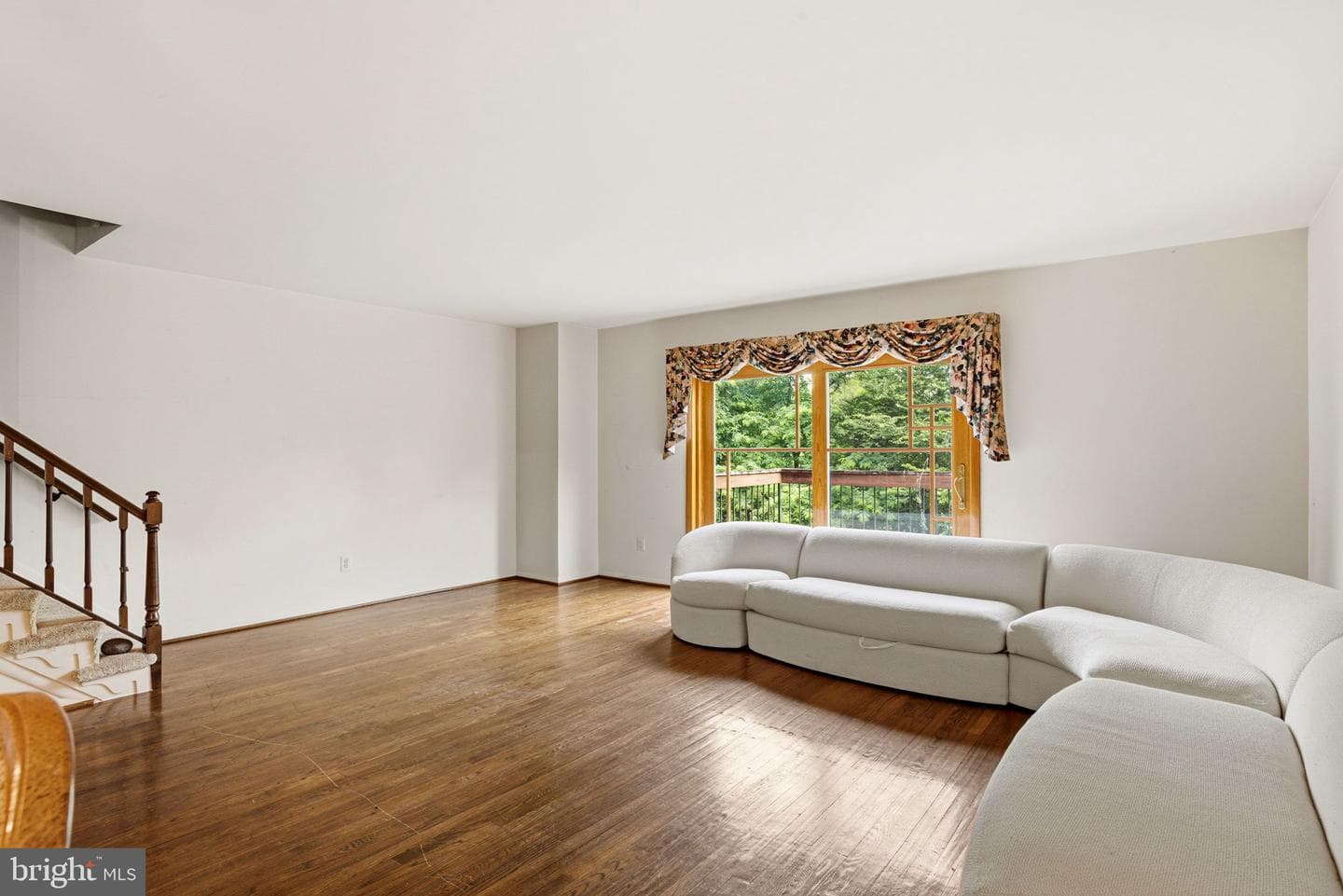 28 Valley Crossing Circle photo 8