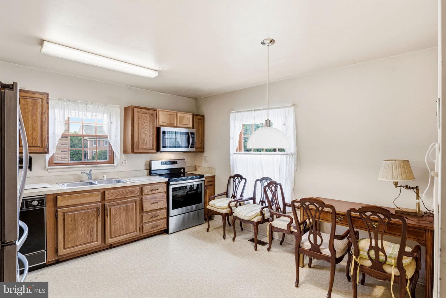 28 Valley Crossing Circle photo 9