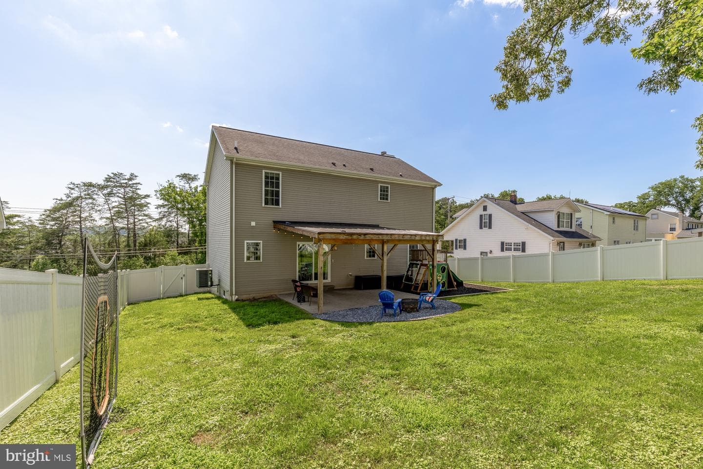 1831 Clarke Boulevard photo 51