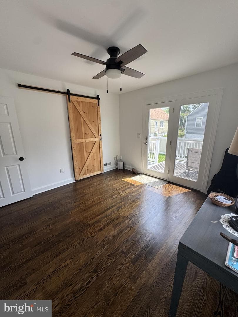 7829 Aiken Avenue photo 31