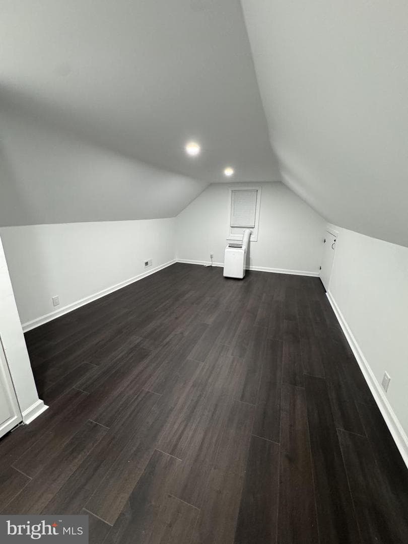7829 Aiken Avenue photo 42