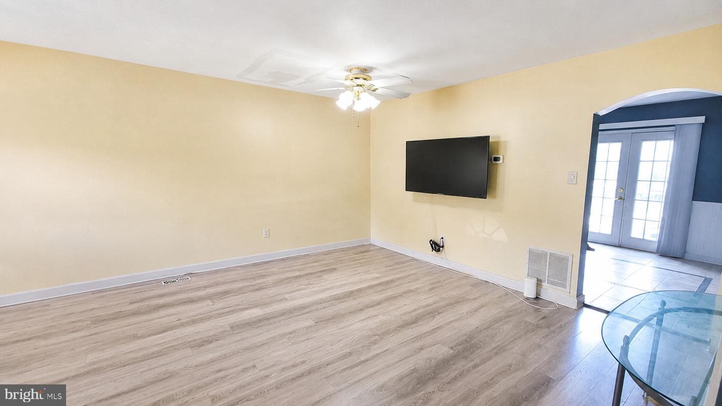 1 Talister Court photo 6