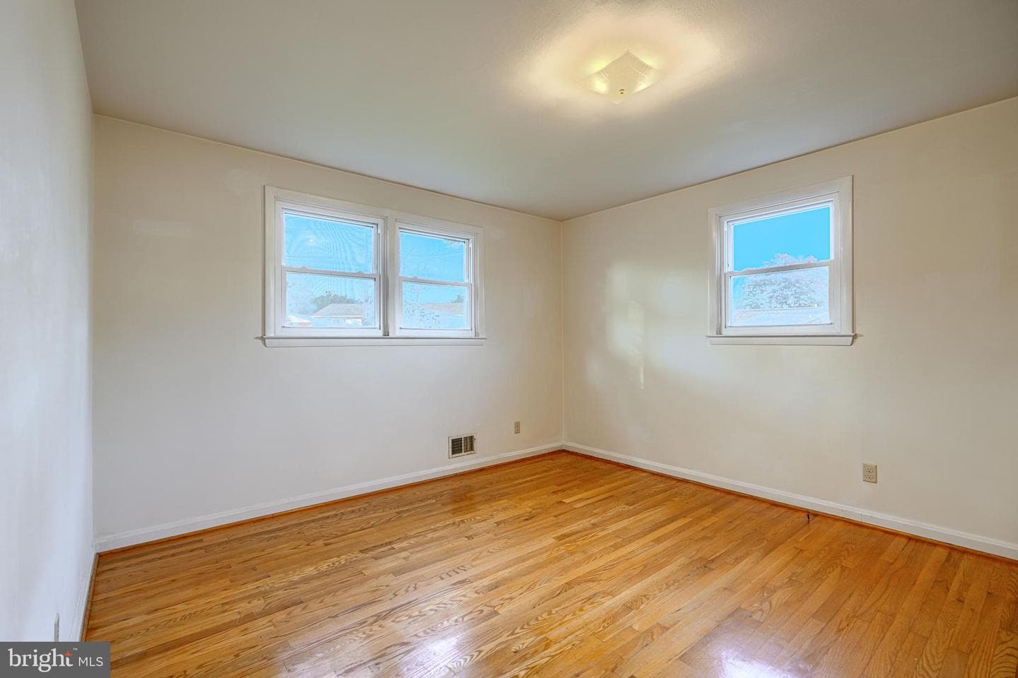 103 Springside Drive photo 12