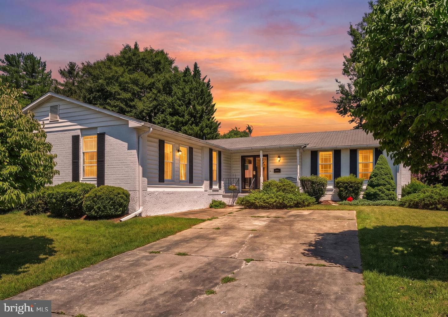 110 Galewood Road photo 1