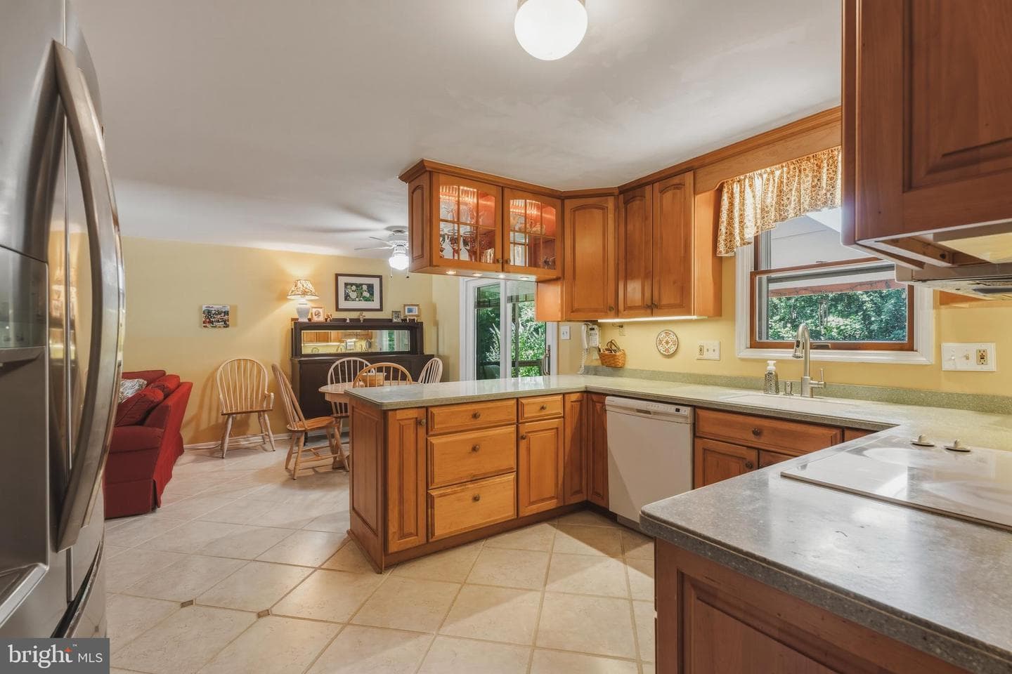 110 Galewood Road photo 8