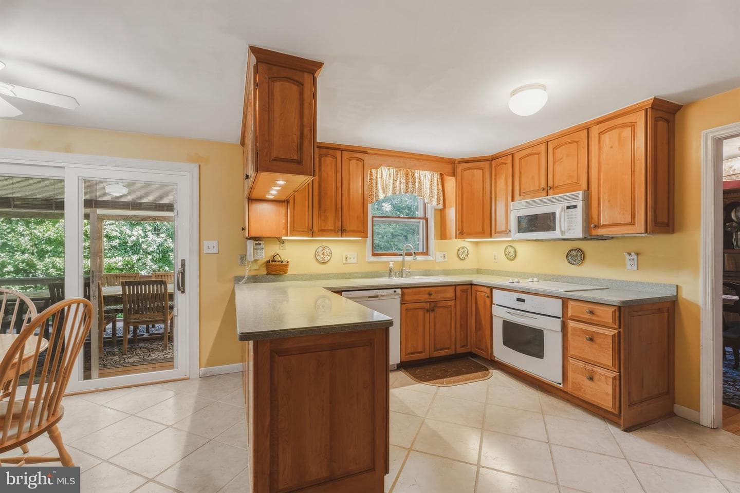110 Galewood Road photo 9
